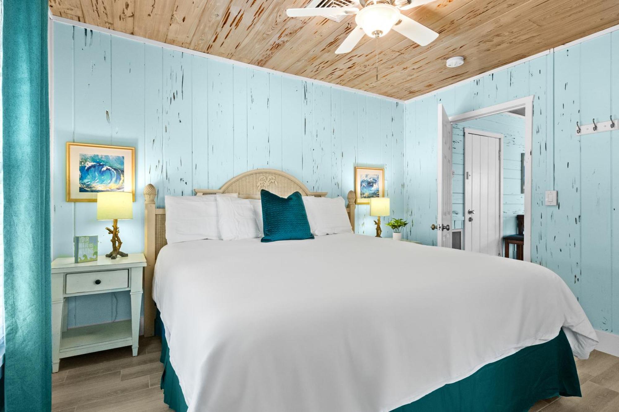 Parrot Beach Cottages Siesta Key Room photo
