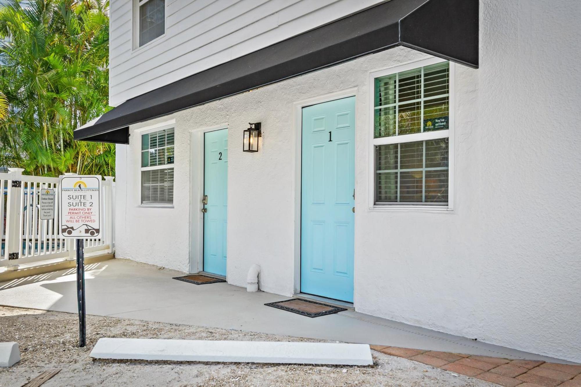 Parrot Beach Cottages Siesta Key Room photo