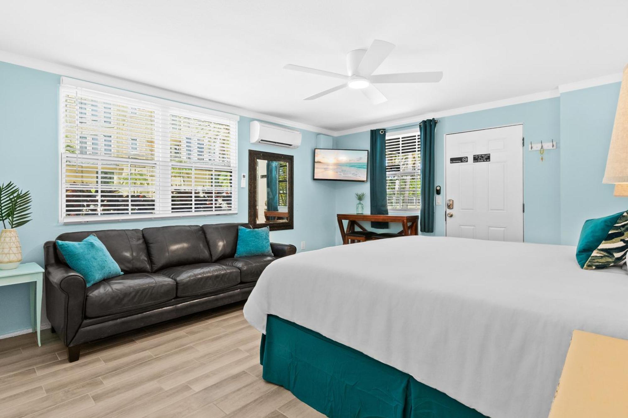 Parrot Beach Cottages Siesta Key Room photo