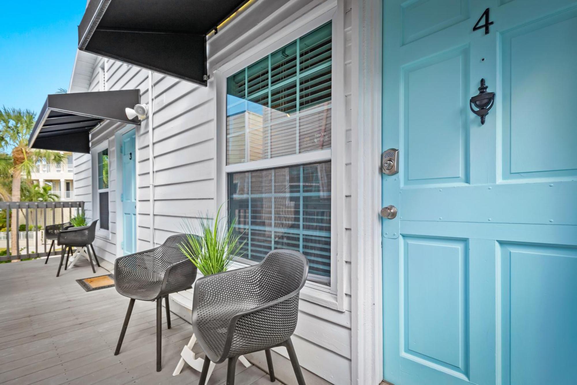 Parrot Beach Cottages Siesta Key Room photo
