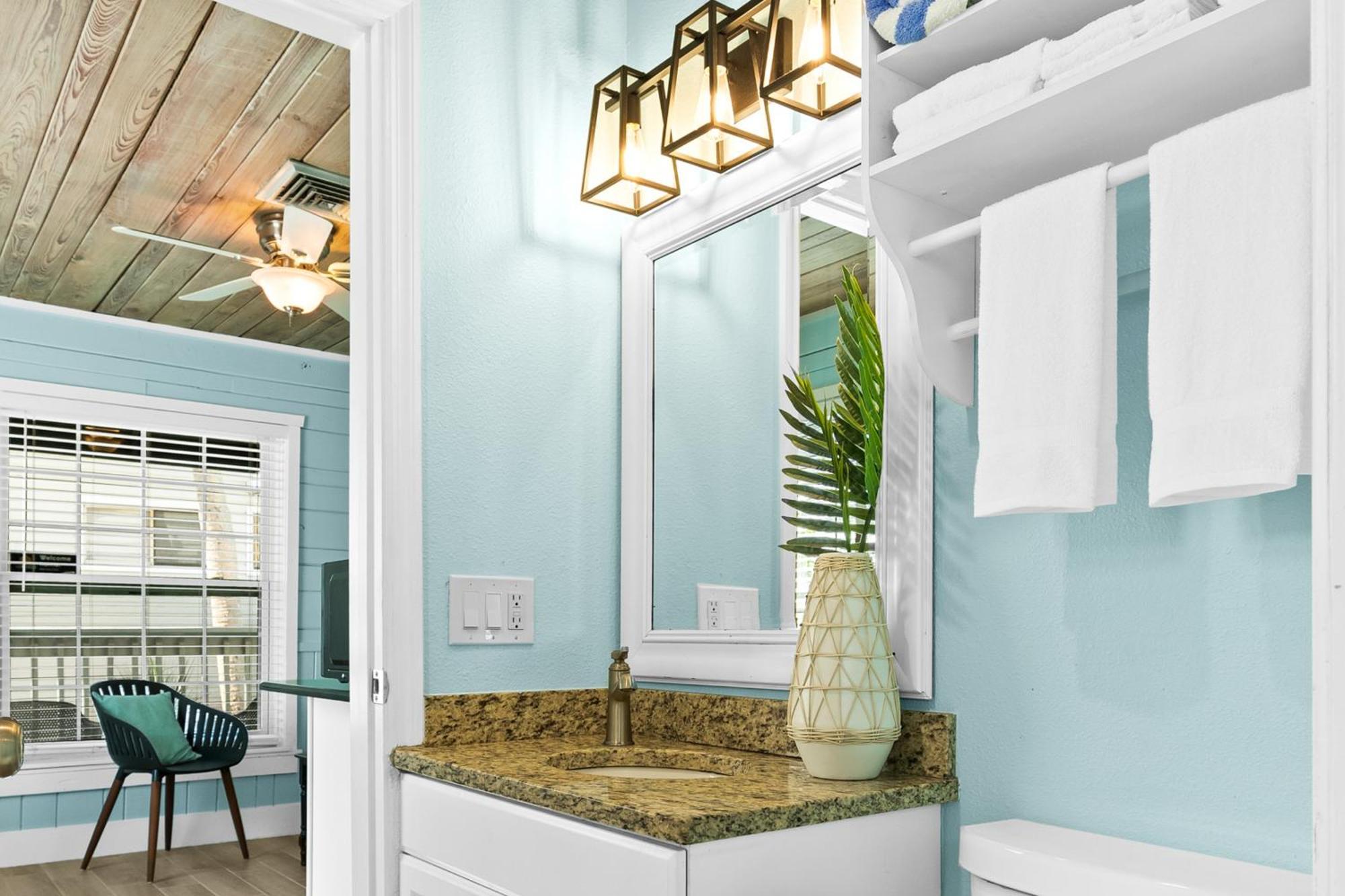 Parrot Beach Cottages Siesta Key Room photo